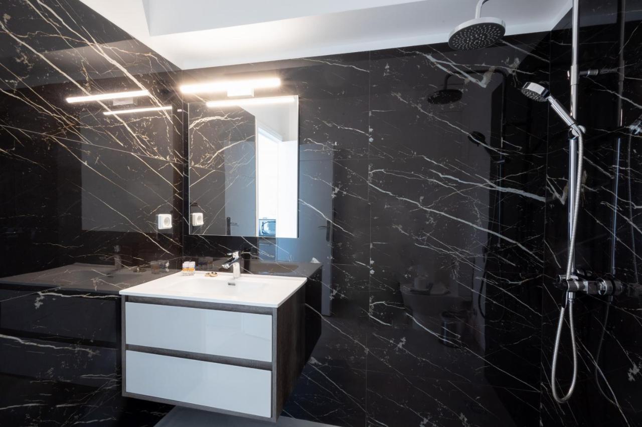 Hip And Fun Apt B Athena Bagian luar foto